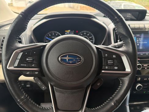 Used 2022 Subaru Ascent Limited AWD/4WD image 18