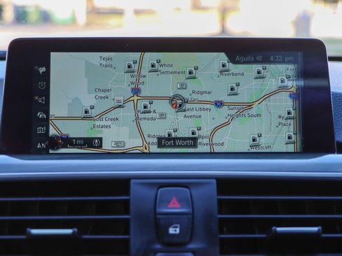 Used 2017 BMW 330i Sedan image 32