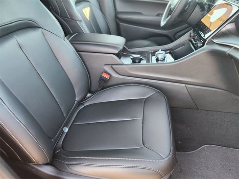 New 2025 Jeep Grand Cherokee L Limited w/ Trailer Tow Package image 10