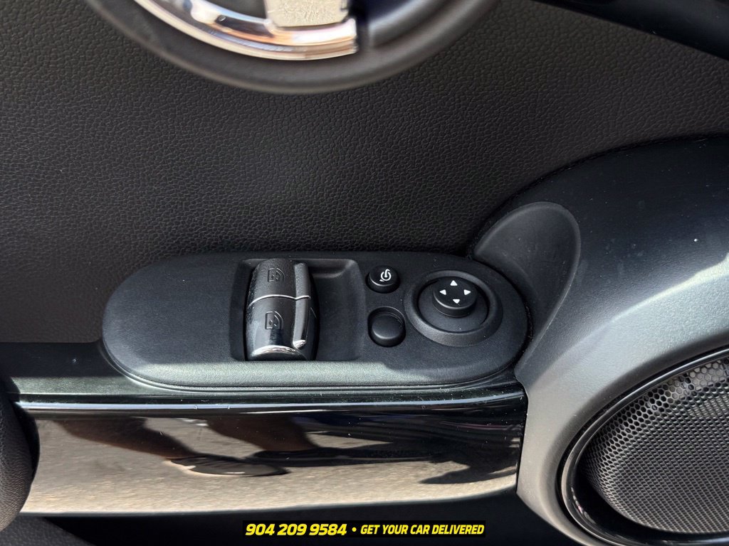 Used 2019 MINI Cooper S w/ Premium Package FWD image 16