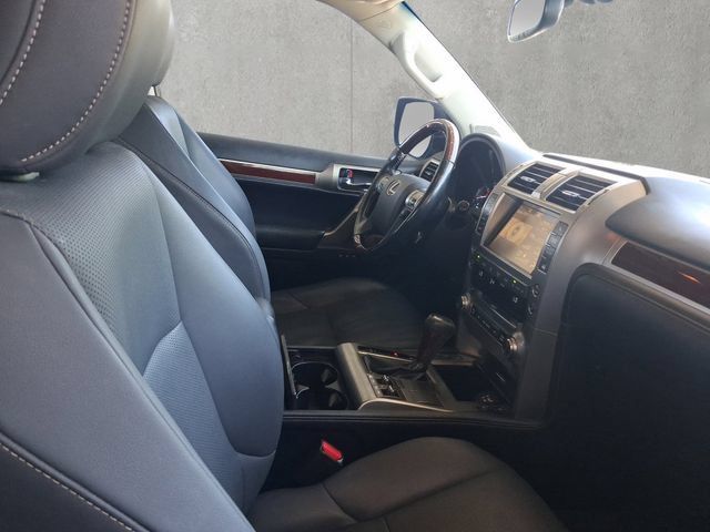 Used 2019 Lexus GX 460 Premium AWD/4WD image 30