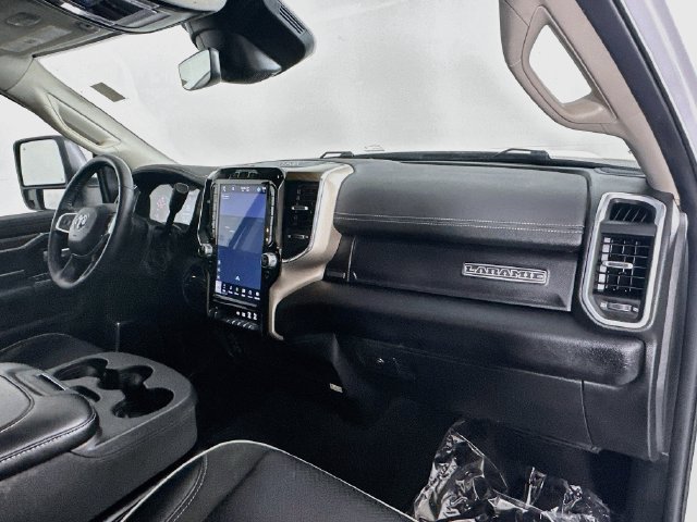 Used 2024 RAM 2500 Laramie w/ Safety Group AWD/4WD image 28