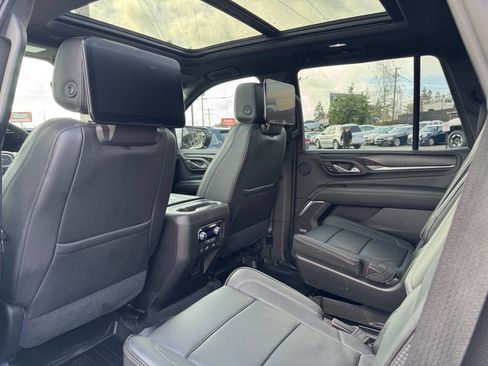 Used 2021 GMC Yukon Denali w/ Denali Premium Package image 29