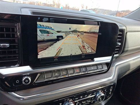 Used 2023 GMC Sierra 1500 SLT w/ SLT Convenience Package image 7