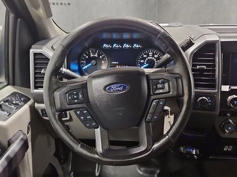 Used 2019 Ford F150 XLT w/ Equipment Group 302A Luxury AWD/4WD image 13