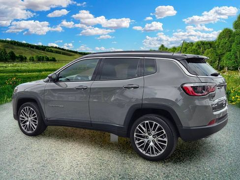 Certified 2023 Jeep Compass Limited w/ Elite Group AWD/4WD image 4