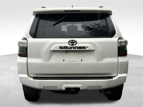 Used 2019 Toyota 4Runner SR5 Premium AWD/4WD image 4