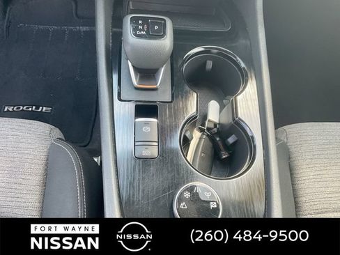 Used 2023 Nissan Rogue SV AWD/4WD image 25