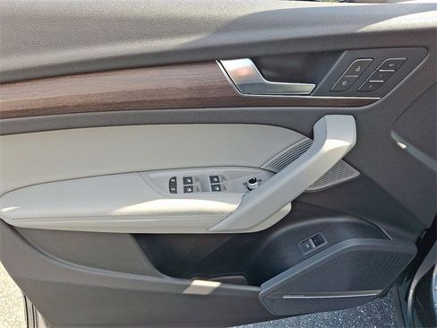 Certified 2023 Audi Q5 2.0T Premium Plus w/ Premium Plus Package image 13
