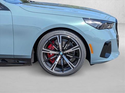 New 2026 BMW i5 AWD/4WD image 10