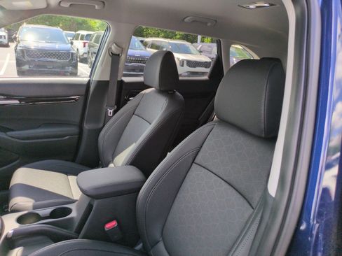New 2026 Kia Seltos EX AWD/4WD image 18