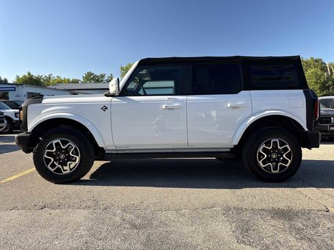 Used 2022 Ford Bronco Outer Banks image 14