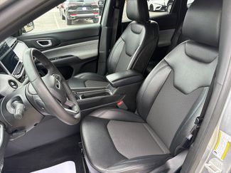 Used 2024 Jeep Compass Latitude video 2