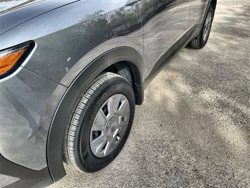 Used 2025 Nissan Kicks S image 32