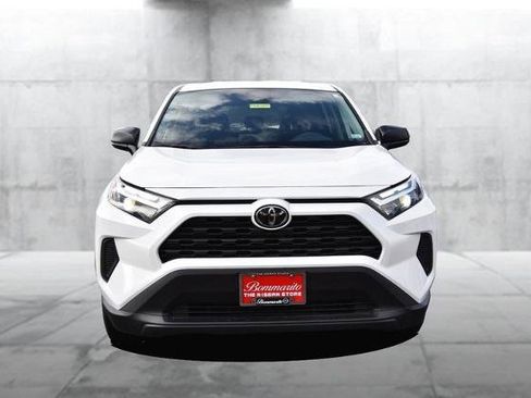 Used 2025 Toyota RAV4 LE image 4