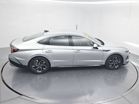 Used 2025 Hyundai Sonata SEL FWD image 49