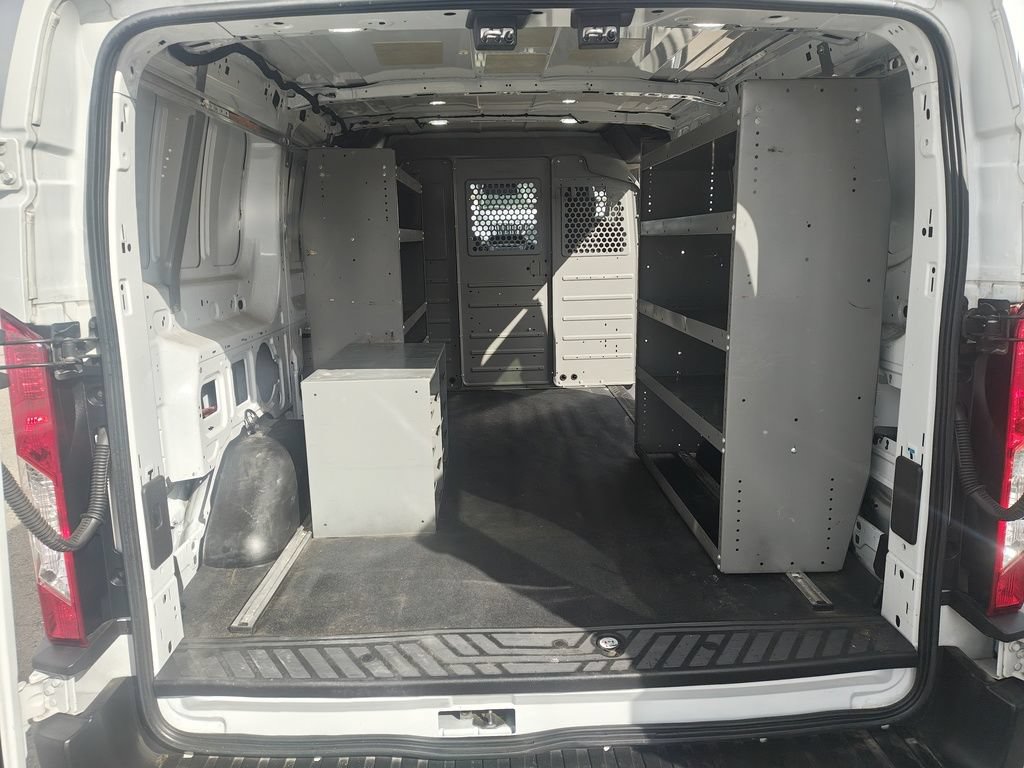 Used 2019 Ford Transit 150 130 Low Roof RWD image 2