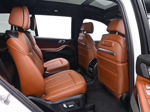 Used 2024 BMW X7 M60i w/ Executive Package AWD/4WD image 18