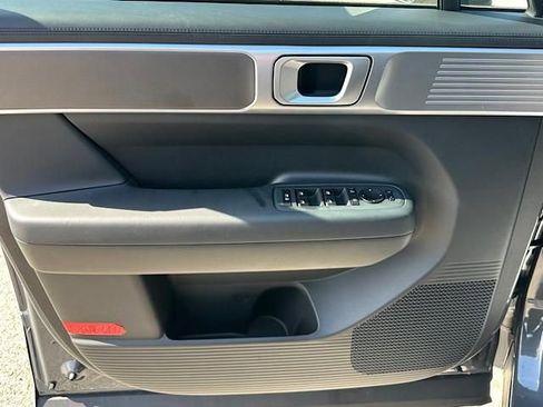 New 2026 Hyundai Santa Fe SE image 9