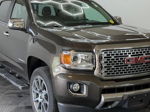 Used 2019 GMC Canyon Denali AWD/4WD image 3