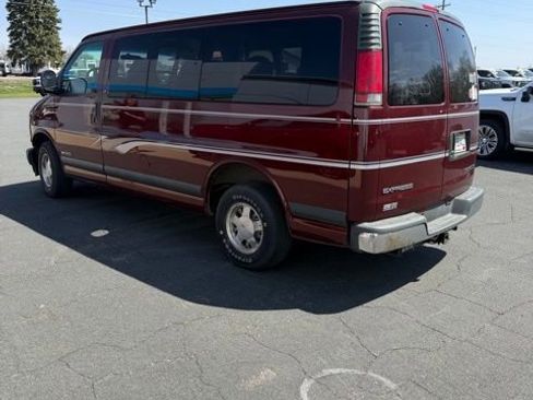 Used 1997 Chevrolet Express 1500 Passenger w/ Preferred Equipment Group RWD image 2