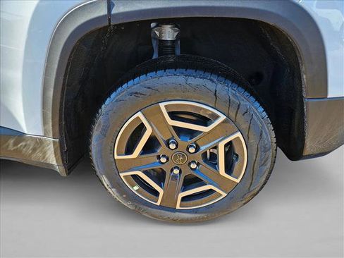 New 2026 Jeep Cherokee Limited image 10