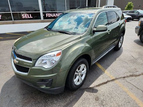 Used 2015 Chevrolet Equinox LT w/ Driver Convenience Package image 3