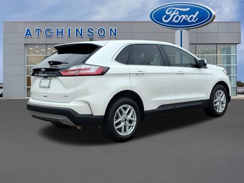 Certified 2022 Ford Edge SEL w/ Convenience Package image 5