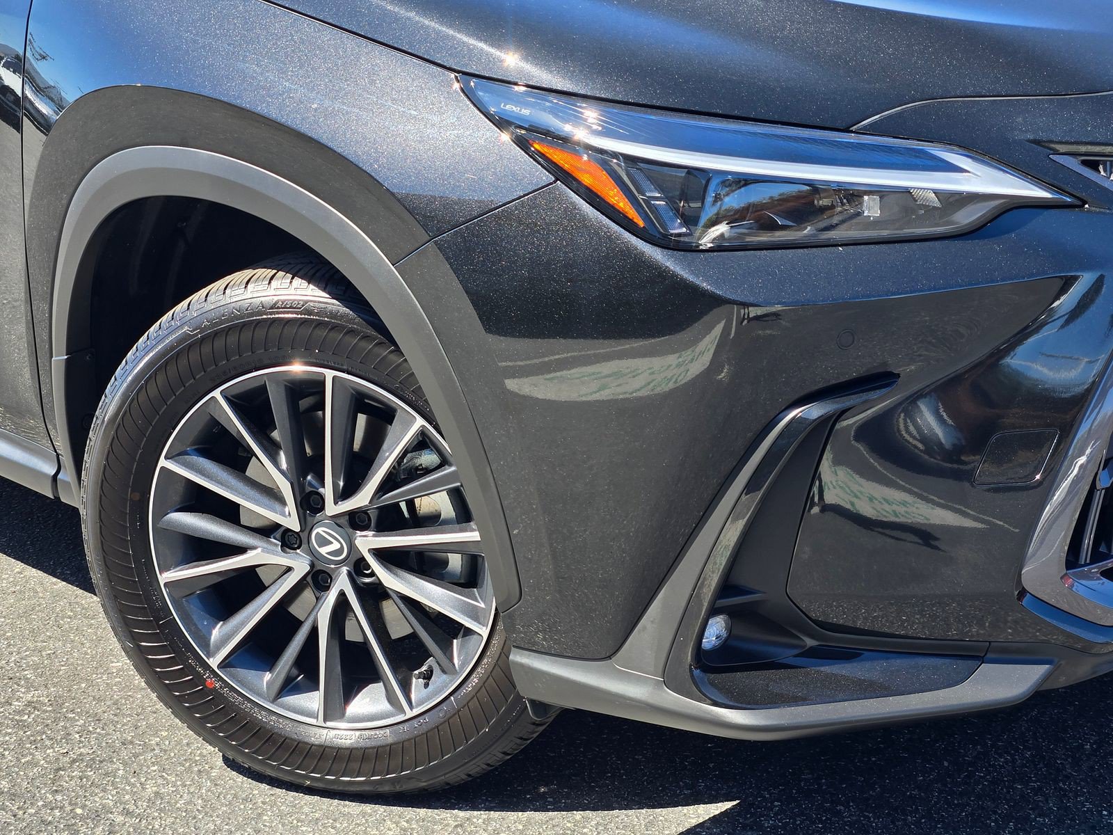 Certified 2026 Lexus NX 350h AWD w/ Accessory Package (2T) image 9