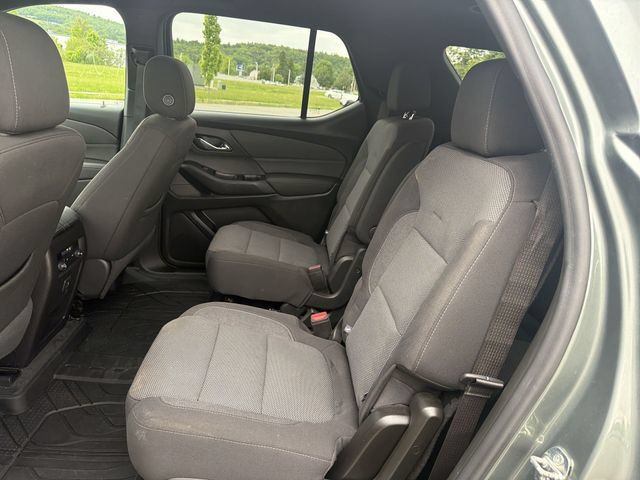 Used 2023 Chevrolet Traverse LT w/ LPO, Floor Liner Package AWD/4WD image 26