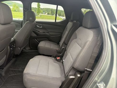 Used 2023 Chevrolet Traverse LT w/ LPO, Floor Liner Package AWD/4WD image 26