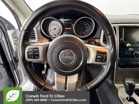 Used 2013 Jeep Grand Cherokee Limited image 8