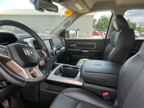 Used 2016 RAM 1500 Laramie w/ Convenience Group image 11