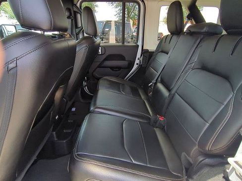 Used 2023 Jeep Wrangler Unlimited Sahara AWD/4WD image 56