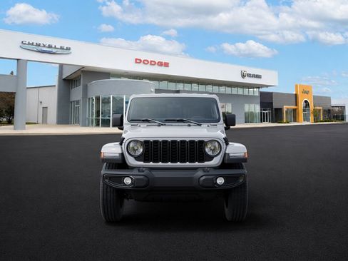New 2026 Jeep Gladiator Sport AWD/4WD image 6