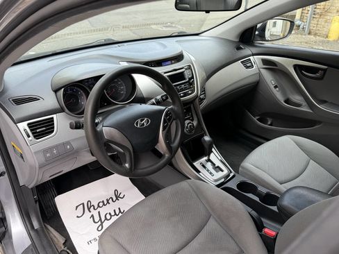 Used 2013 Hyundai Elantra GLS image 21
