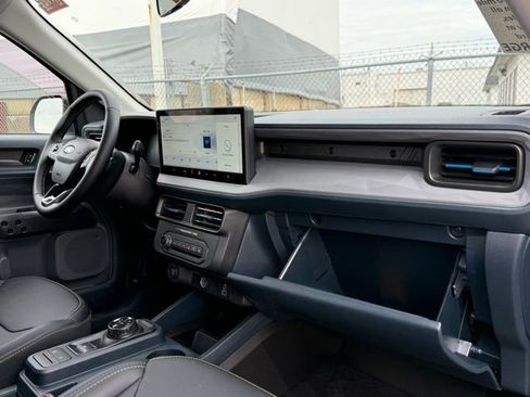 New 2026 Ford Maverick Lobo AWD/4WD image 12