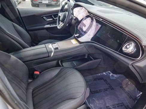 New 2024 Mercedes-Benz EQE 500 4MATIC Sedan image 15