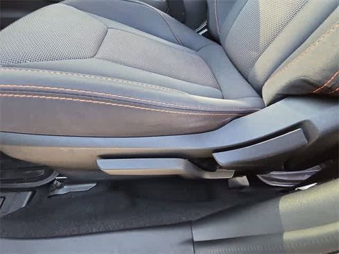 Used 2019 Subaru Crosstrek 2.0i Premium image 16