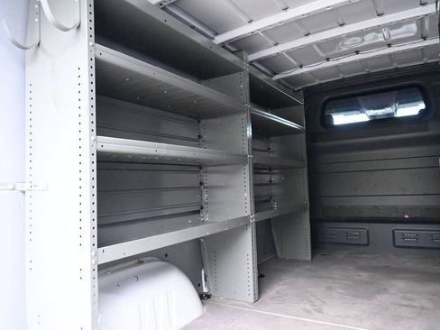 Used 2023 Mercedes-Benz Sprinter 2500 image 15