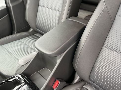 New 2026 Chevrolet Trax LT w/ Sunroof Package image 20