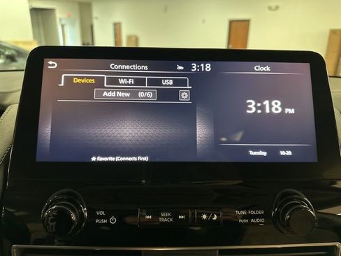 Used 2023 Nissan Armada Platinum w/ Captain's Chairs Package image 43