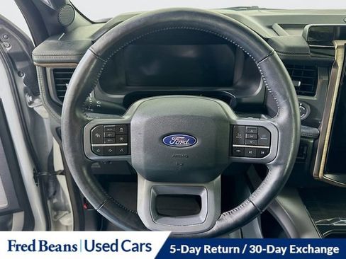 Used 2024 Ford F150 Lightning Lariat image 11