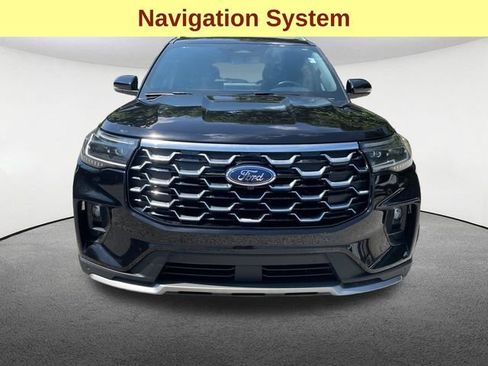 Certified 2025 Ford Explorer Platinum w/ Ultimate Package AWD/4WD image 4