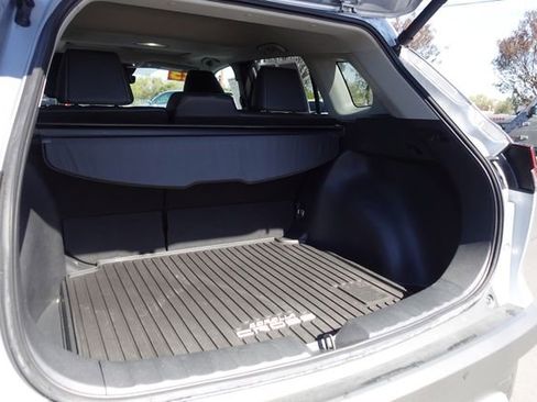 Certified 2023 Toyota Corolla Cross XLE w/ Convenience Package image 33