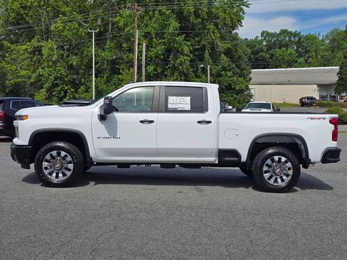 New 2026 Chevrolet Silverado 2500 Custom w/ Custom Value Package AWD/4WD image 18