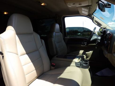 Used 2006 Ford F350 Lariat AWD/4WD image 22