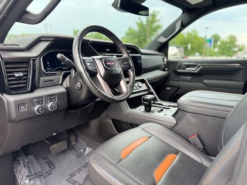Used 2023 GMC Sierra 1500 AT4 w/ AT4 Preferred Package AWD/4WD image 14