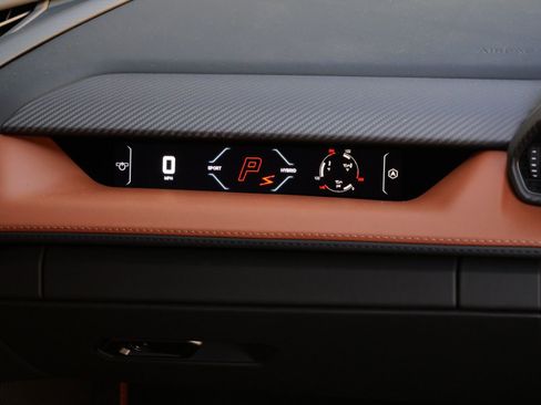 Used 2024 Lamborghini Revuelto AWD/4WD image 30