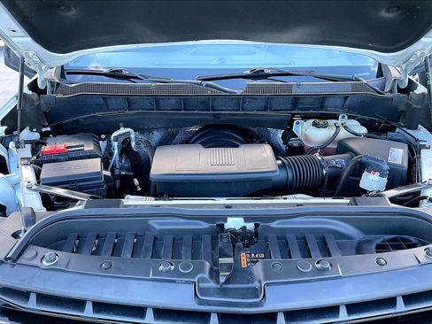 Used 2020 Chevrolet Silverado 1500 LT Trail Boss AWD/4WD image 9